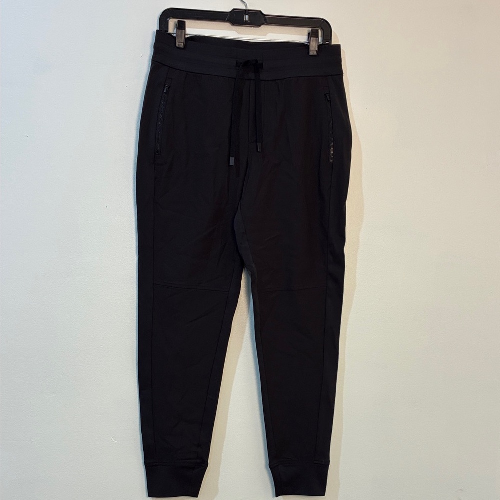 Athleta women’s  Charcoal Joggers